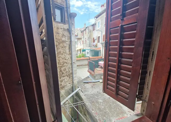 Apartment Crystal Deluxe *