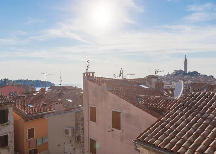 Apartment Crystal Deluxe *